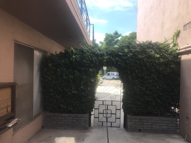 Building Photo - 2830 S Sepulveda Blvd
