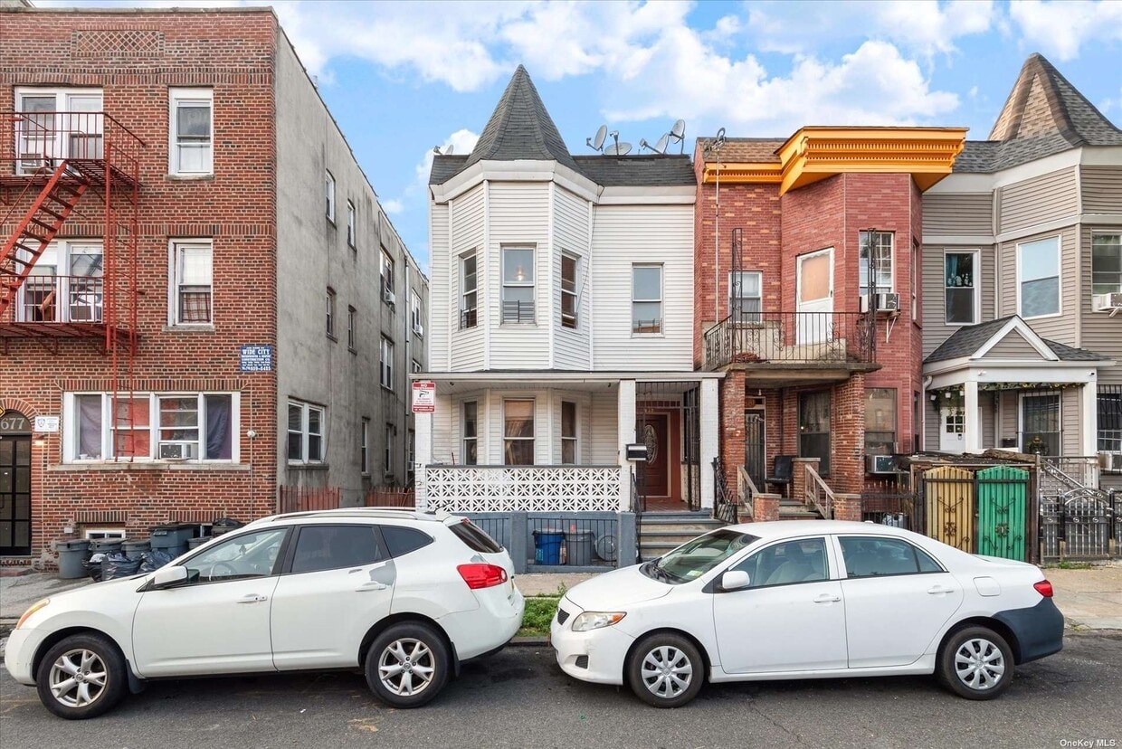 679 Dawson St, The Bronx, NY 10455 Apartment for Rent in The Bronx, NY