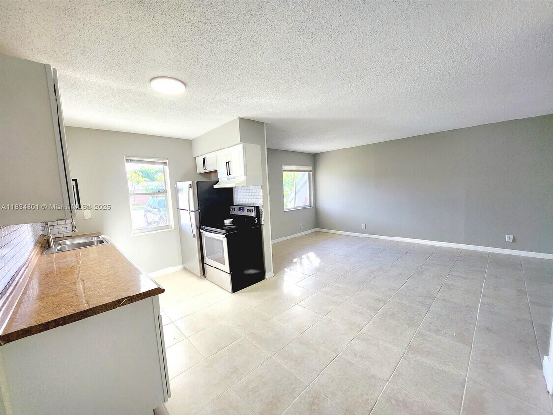 Foto principal - 191 SW 15th St