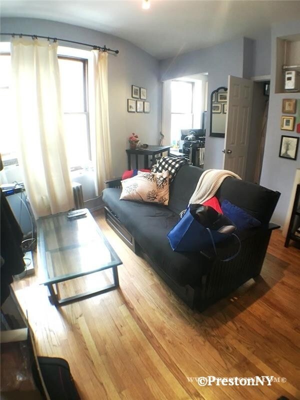 Primary Photo - 171 West 4th Street