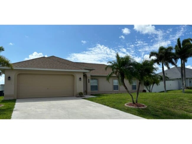 Foto del edificio - Beautiful 4 Bedroom 2 Bath Home! Available...