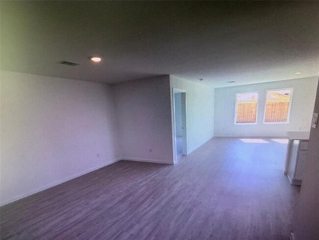 Building Photo - 28922 Rustic Windmill Wy