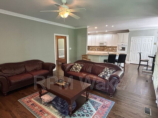 Foto del edificio - 108 Crystlewood Ct
