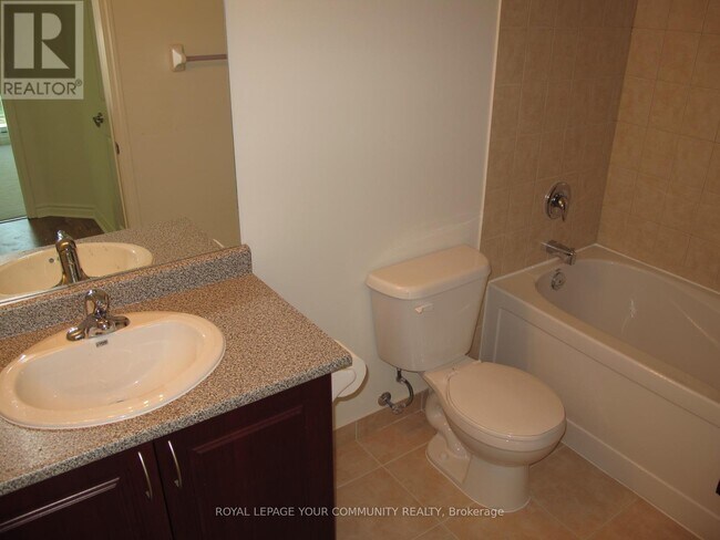 Photo du bâtiment - 88 Grangeway Ave