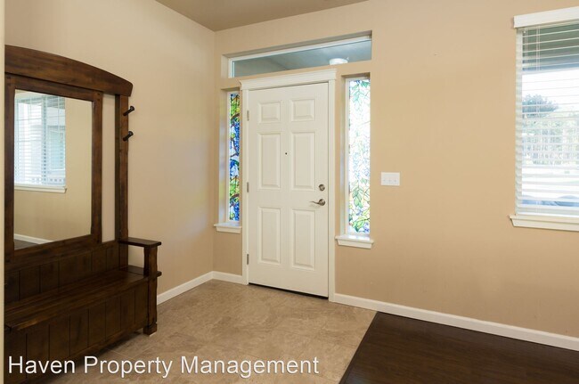 Building Photo - 4 br, 2.5 bath House - 8110 237th Street Ct E