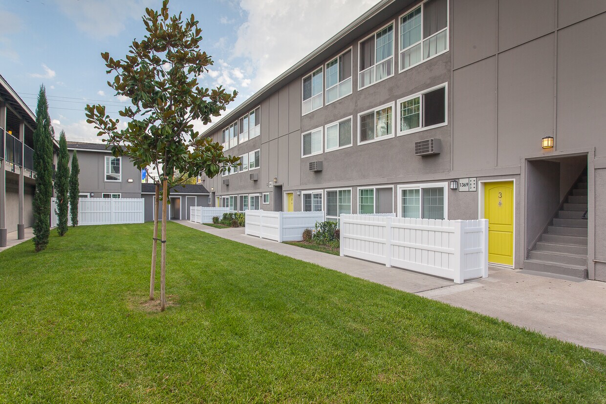 Avignon Apartments In Fullerton Ca Westside Rentals Avignon Apartments In Fullerton Ca Westside Rentals