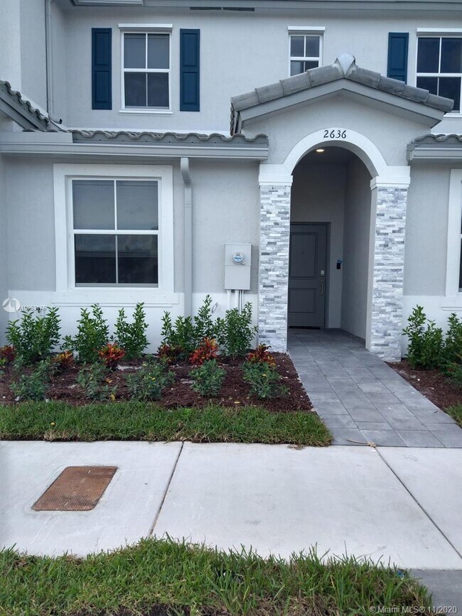 Foto del edificio - 2636 SE 15th Ct