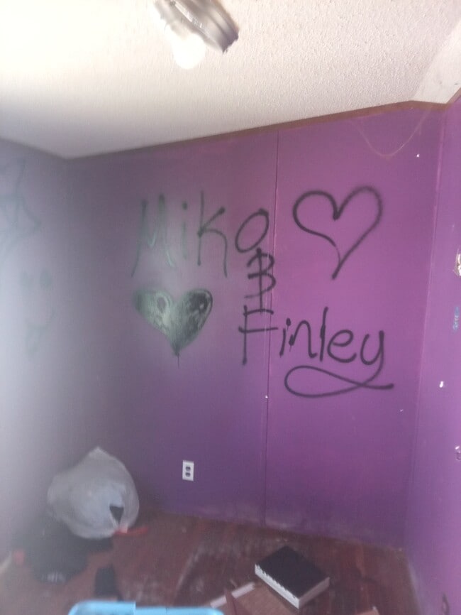 Foto del edificio - 3500 N Dirksen Pkwy