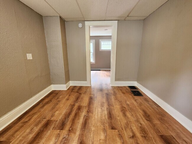 Foto del edificio - Three Bedroom Single Family Home!