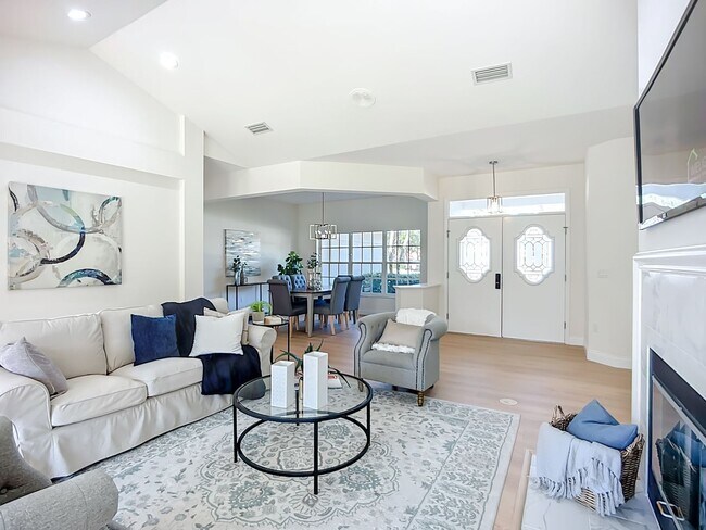 Building Photo - 2960 Sandringham Pl