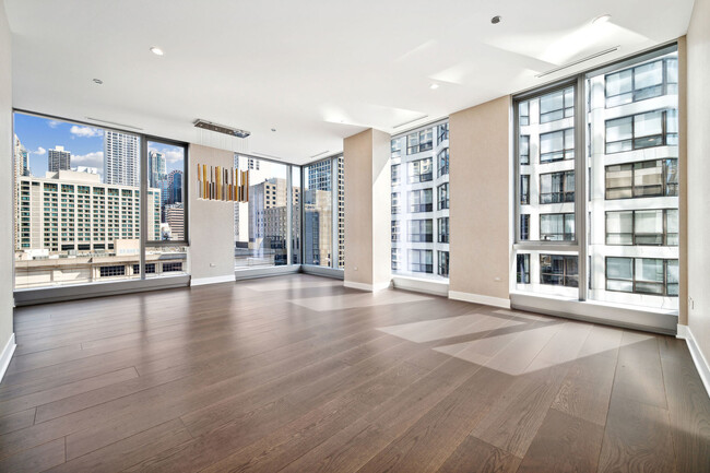 Building Photo - 403 N Wabash Ave