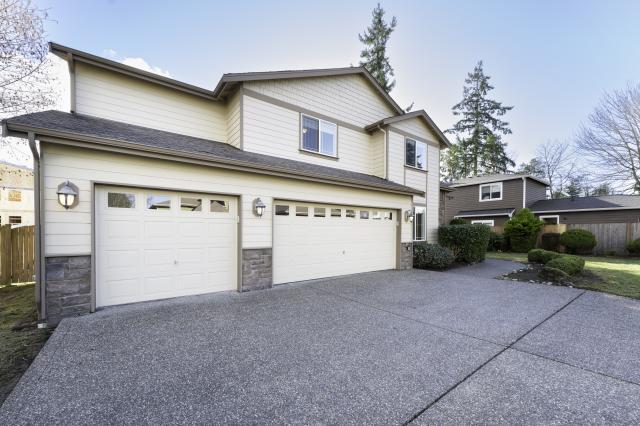 Building Photo - 3 bedroom in Edmonds WA 98026