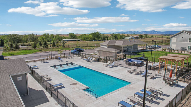 Building Photo - Springs at Sandstone Ranch