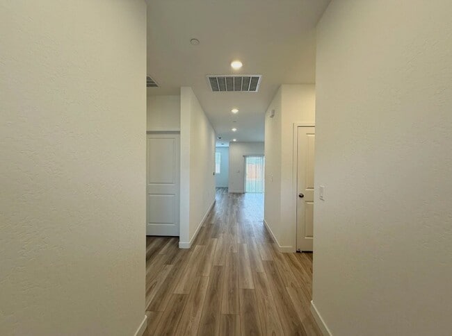 Building Photo - 4623 Sami Jo Dr