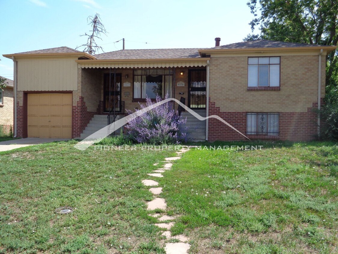 Spacious Duplex with Central AC and Washer... - Spacious Duplex with Central AC and Washer...