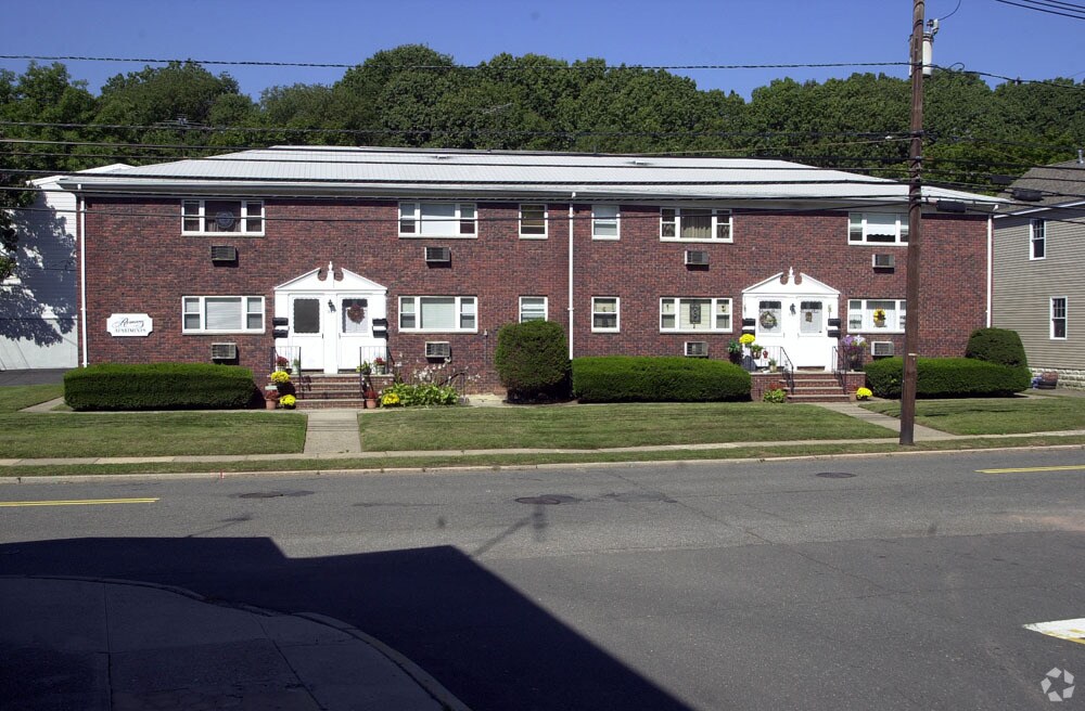 97 Bloomfield Ave, Nutley, NJ 07110 Apartments in Nutley, NJ