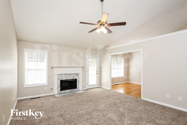 Foto del edificio - 4425 Red Rock Point