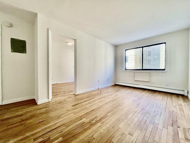 Foto principal - 1 bedroom in New York NY 10034