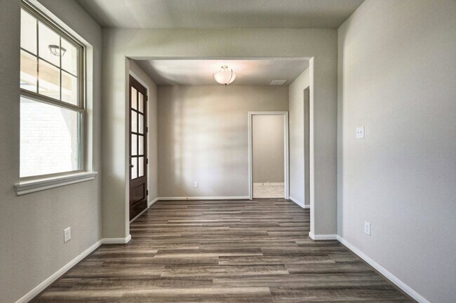 Foto del edificio - Blue Abbot Drive, Fresno, TX 77545 - 4 BR 2.5 BA single-family home