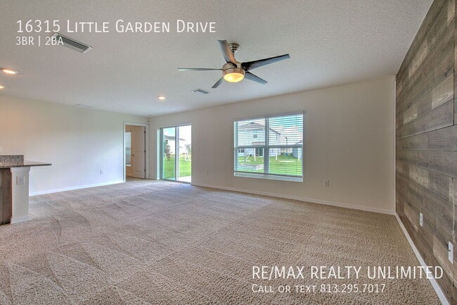 Building Photo - 16315 Little Garden Dr