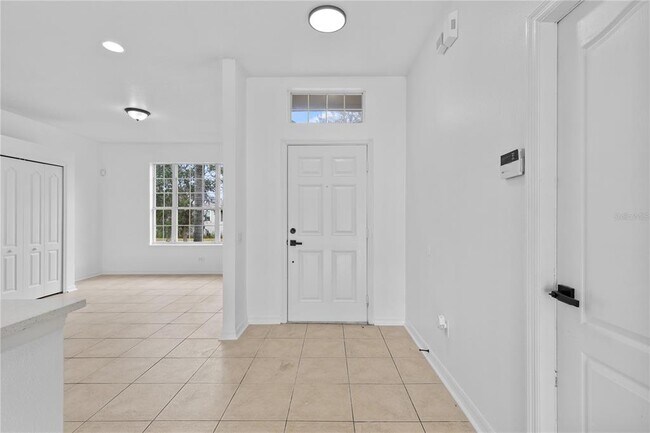 Building Photo - 4406 Hidden Meadow Dr