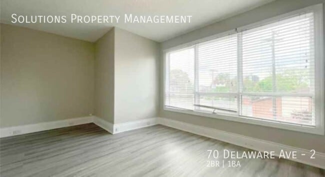 Building Photo - **Beautiful & Bright Updated 2 Bedroom Second Floor Unit**