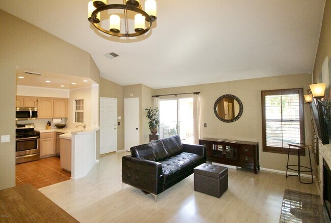 Foto del edificio - 3347 Holly Grove St
