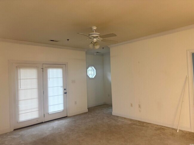 Foto del edificio - 2033 Silvercrest Dr