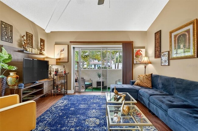 Building Photo - 1813 Bough Ave