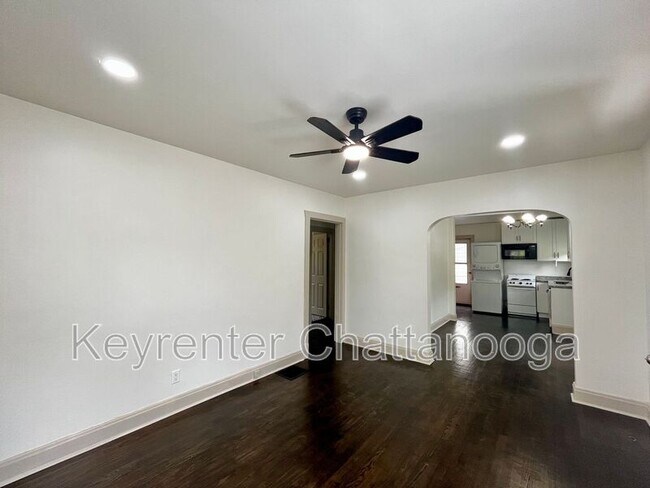 Foto del edificio - 3615 Anderson Ave