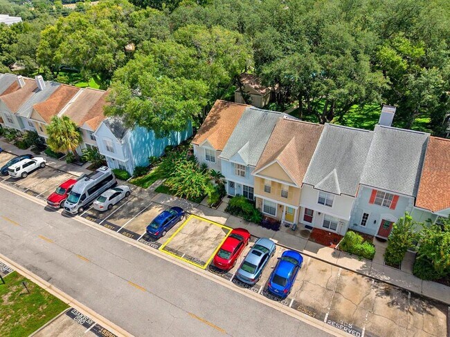 Foto del edificio - 11317 Stratton Park Dr