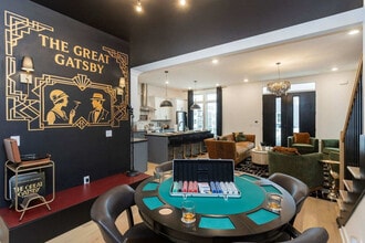 Building Photo - 4021 Indiana Ave