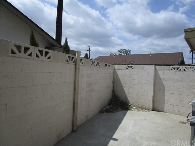 Building Photo - 613 S Indian Hill Blvd