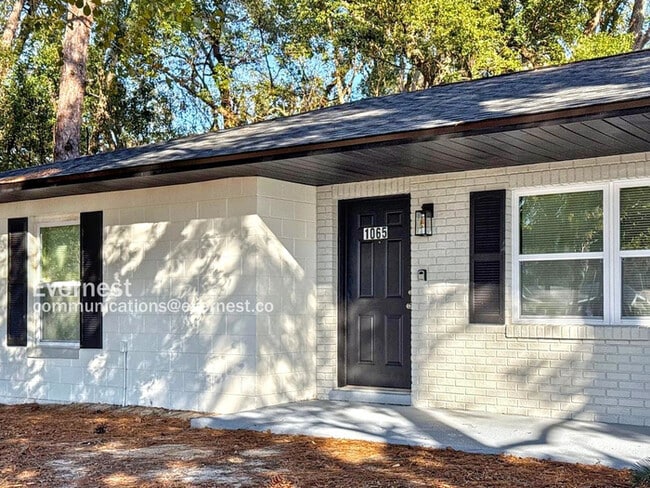 Building Photo - 1065 Wall St