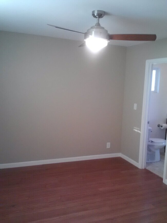 Foto del edificio - Serene 1 BR/1BA Detached ADU near Dublin's...