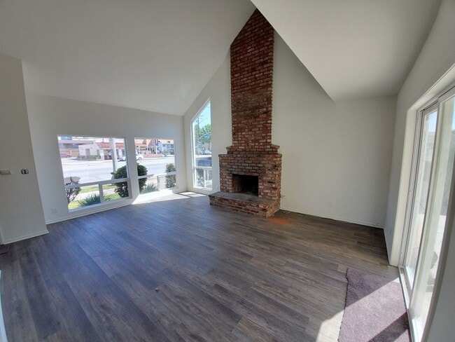 Building Photo - 2920 E Artesia Blvd