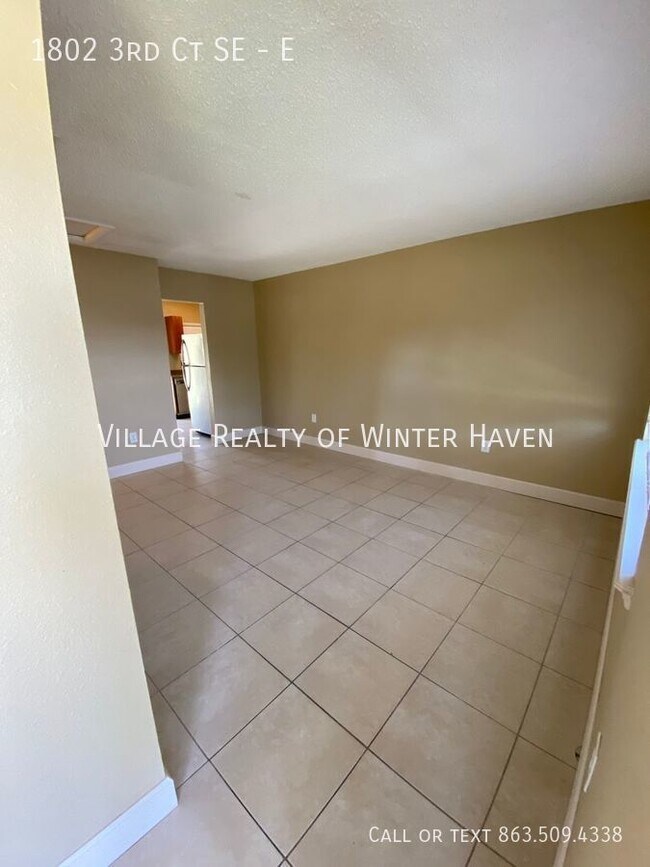 Building Photo - Cozy, Efficient and Great Location!