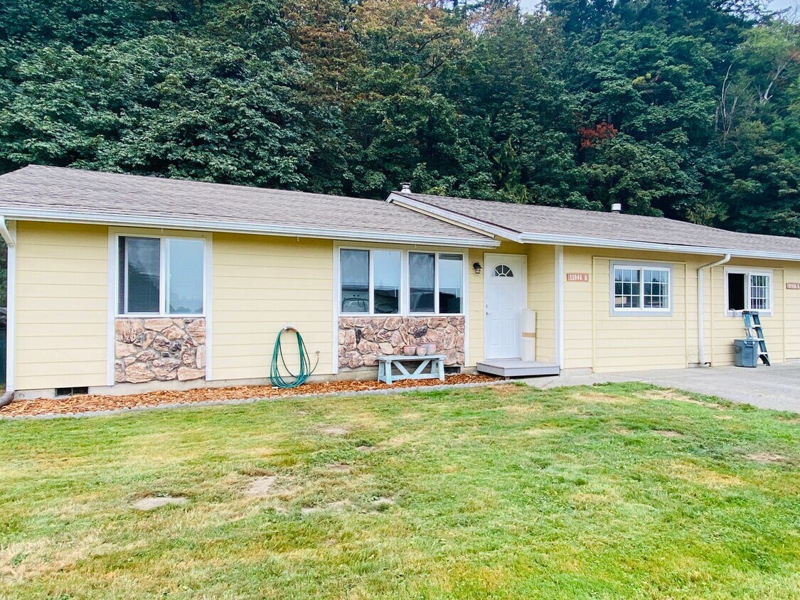 Foto principal - 11040 N Skagit St