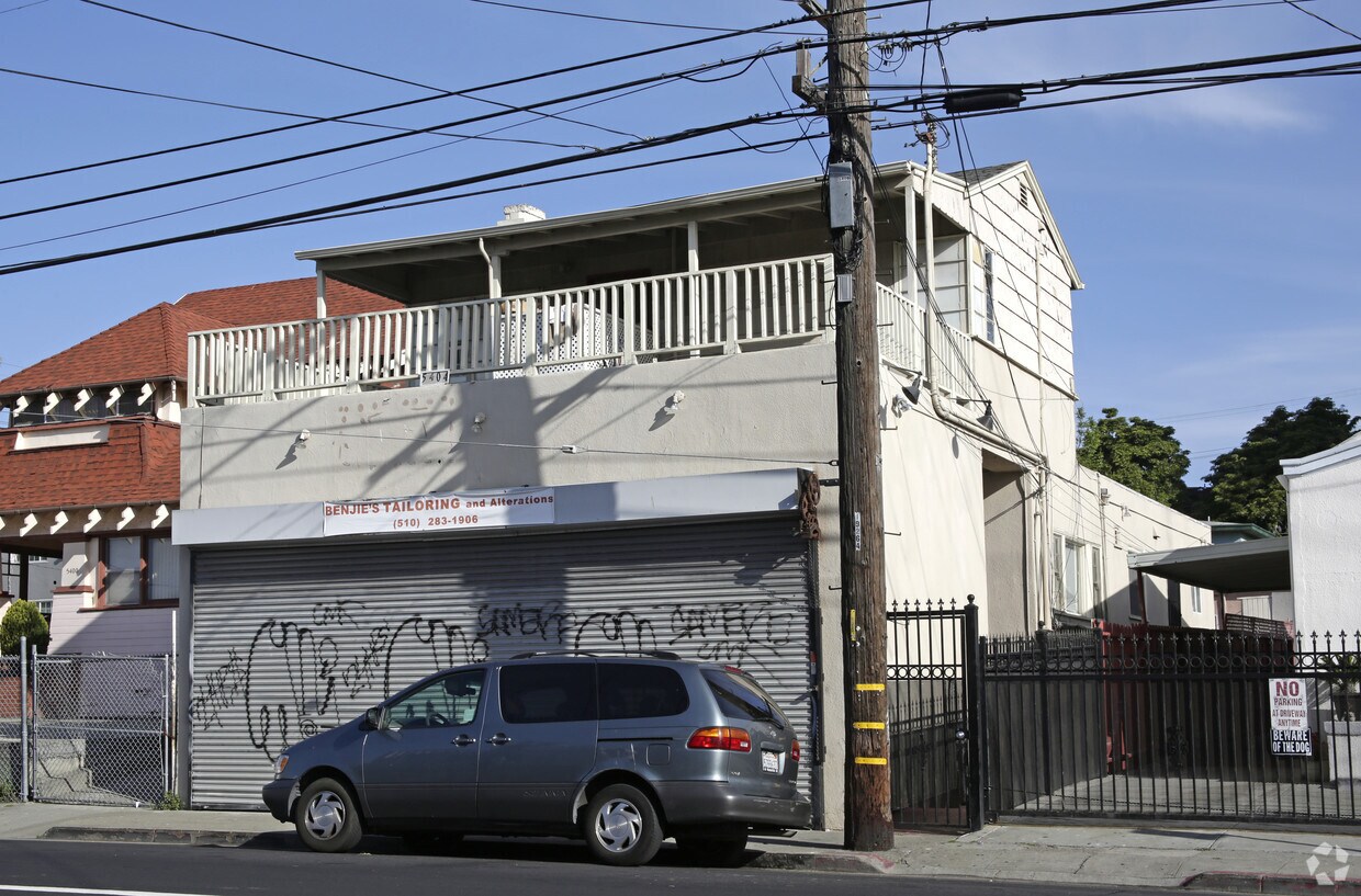 Foto del edificio - 5404 Foothill Blvd