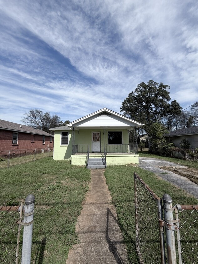 Front - 1215 E 35th Street Pl