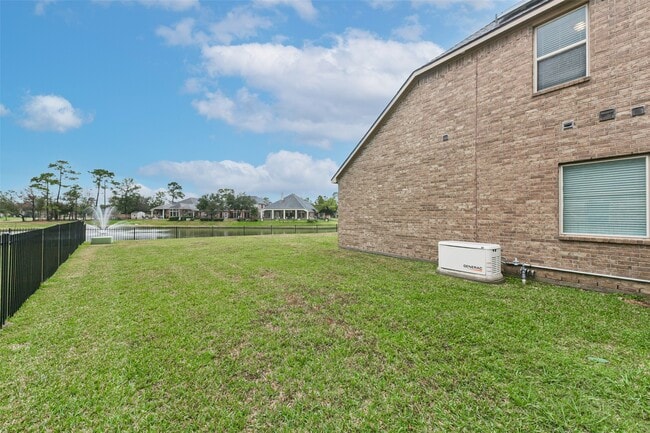 Building Photo - 9634 Lansing Meadows Dr