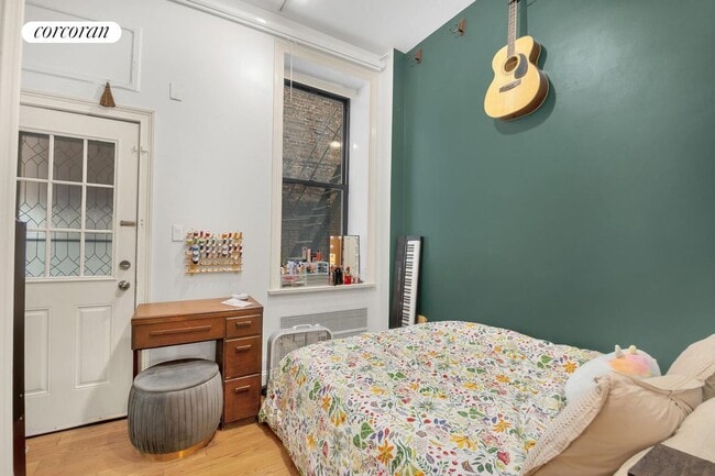 Building Photo - 163 Chrystie St