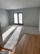 Building Photo - 130 Kenwood Dr