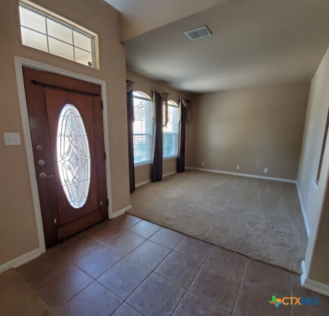 Building Photo - 310 Royal Troon Dr
