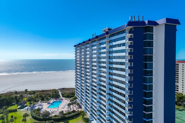 Foto del edificio - 58 N Collier Blvd