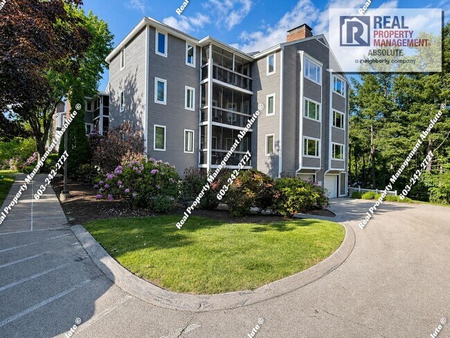 Foto del edificio - Spacious 2BR/2BA Condo with Garage, Balcony, Pool & Mine Falls Access