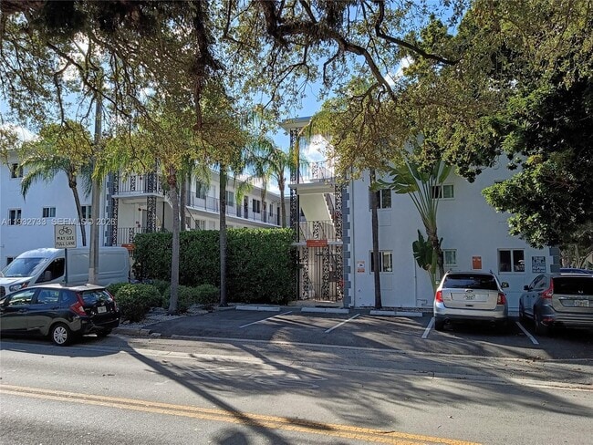 Foto del edificio - 3200 Mary St