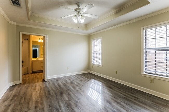Building Photo - 110 Formosa Dr