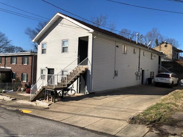 Primary Photo - 207 Monroe St
