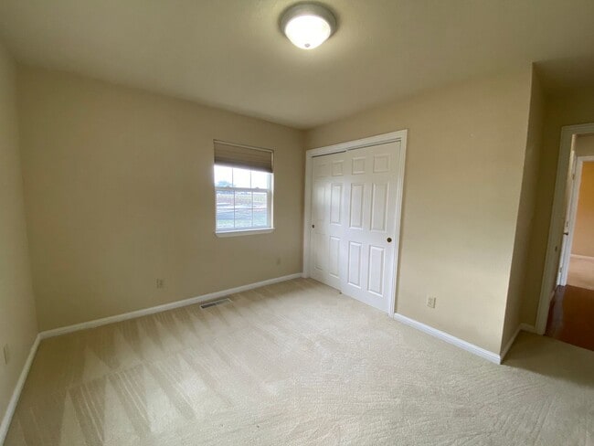 Building Photo - REDUCED!!! Beautiful (Secluded) 3 bedrooom...